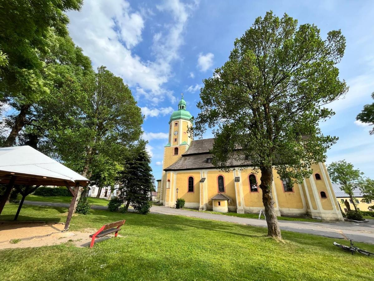 Apartman Ela Horní Blatná Extérieur photo