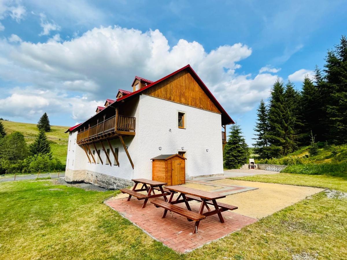Apartman Ela Horní Blatná Extérieur photo